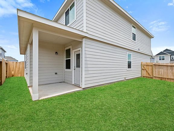4th image of 22003 Great Royal Ln