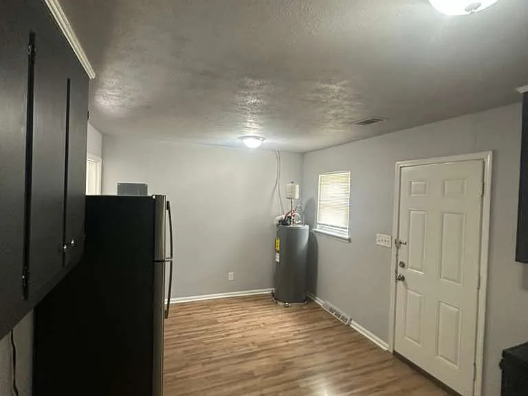 533 Branham Ave SW — Photo 23