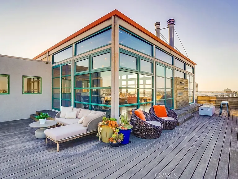 100 W 5th St #Penthouse 9B — Photo 55