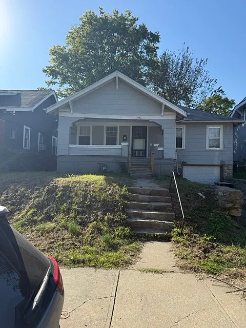 2 bed, 974 sqft, $988 — Photo 1