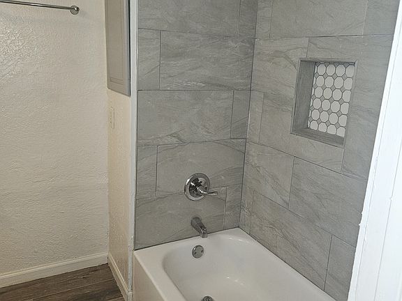 5th image of 1302 N Canton Ave