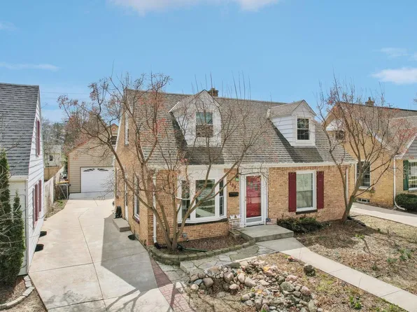7709 Livingston AVENUE, Wauwatosa, WI 53213