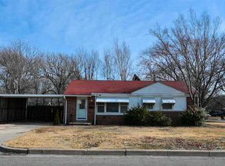 920 S Whittier Rd, Wichita, KS 67207