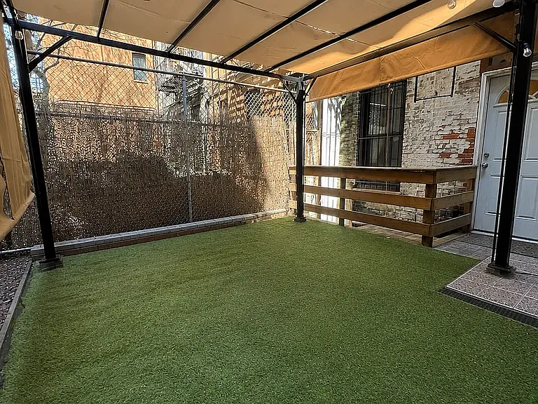 406 Tompkins Ave #1R — Photo 11