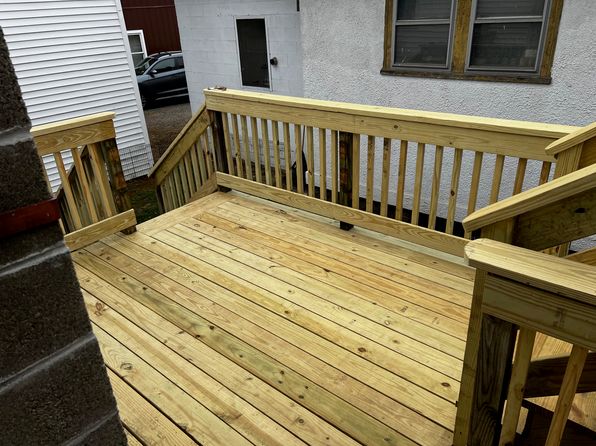5 Elm Street - D, 5 Elm St, South Deerfield, MA 01373