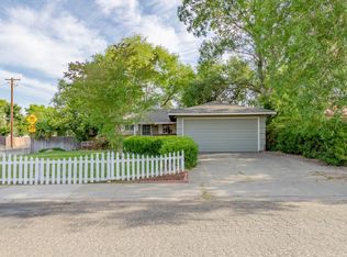 701 Albemarle Ave, Rio Linda, CA 95673