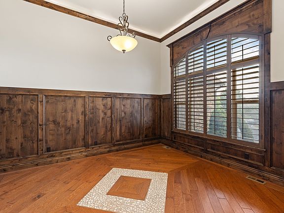 4th image of 886 W Canyon View Ct