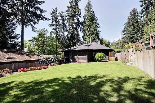 10609 SE 32nd St Photo 1