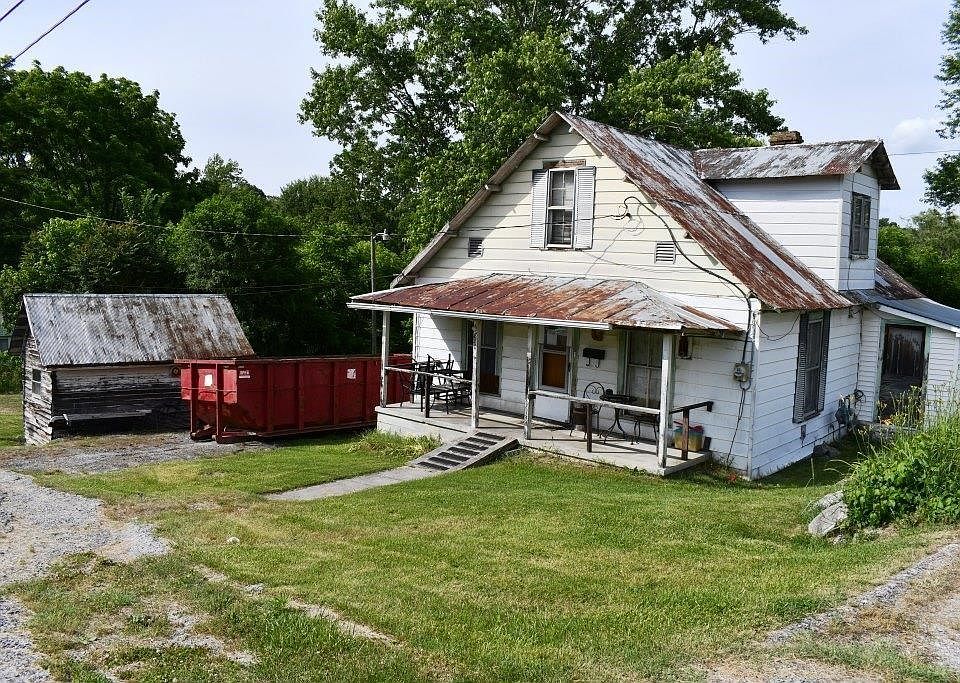 2nd image of 800 Church St