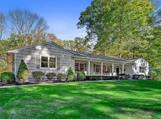 138 Oliver Rd, Bedford, NY 10506