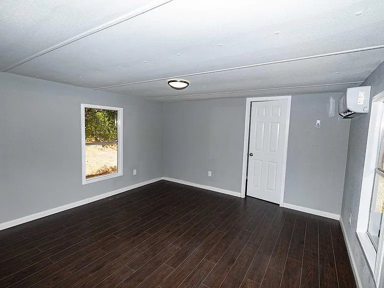 393 Deer Valley St — Photo 7