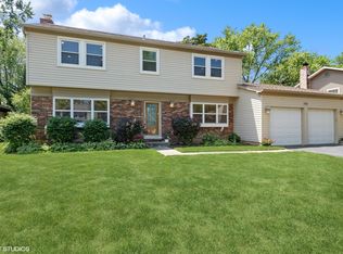 721 Aspen Dr, Buffalo Grove, IL 60089