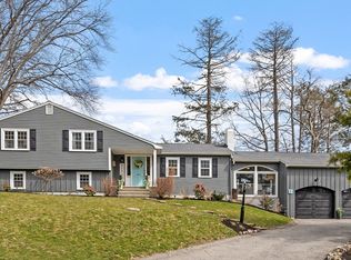 11 Greenleaf Dr, Danvers, MA 01923