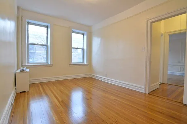 Rented by David Hirsch, LREB | media 21