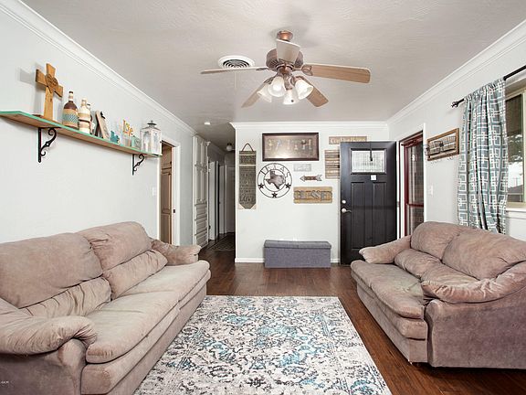 4th image of 2615 11th Ave
