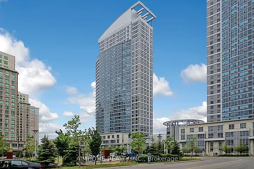 36 Lee Centre Dr #Penthouse 105 Photo 1