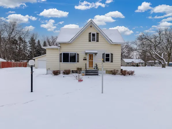 627 S Litchfield Ave, Litchfield, MN 55355