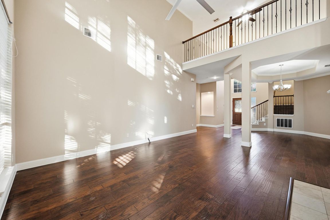 next background image