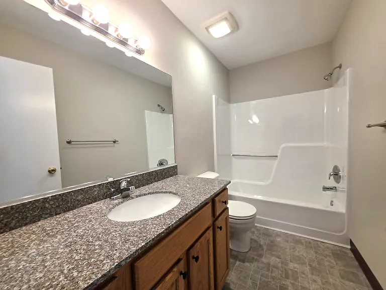 1118 Hillcrest Ave — Photo 15