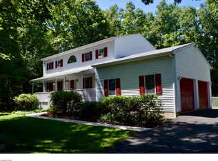 134 Livingston Rd, Stroudsburg, PA 18360