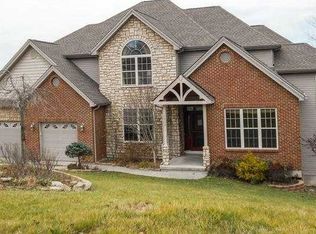 1363 Gleneagles Pl, Lawrenceburg, IN 47025