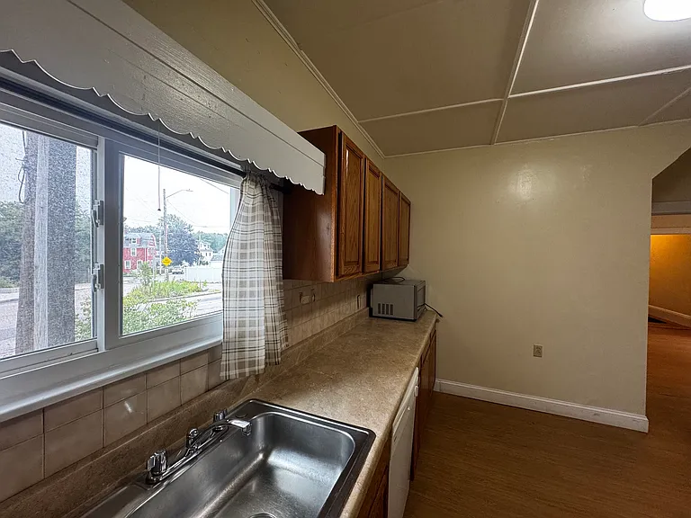 72 Bower St — Photo 12