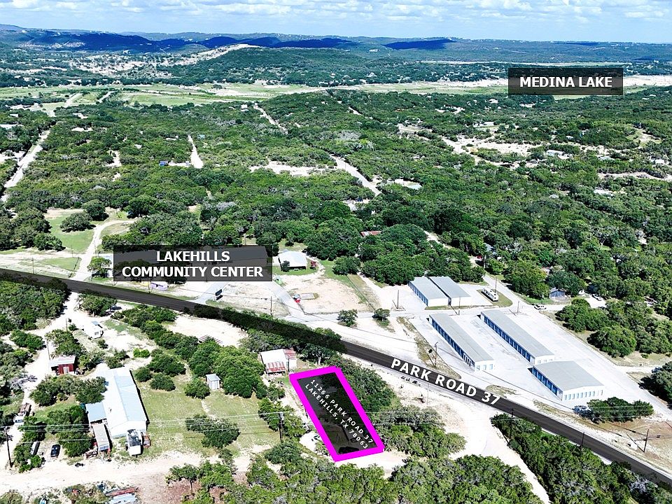 Medina Lake hill country views