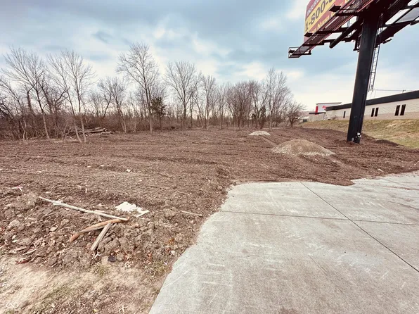 10300 E Washington St, Indianapolis, IN 46229