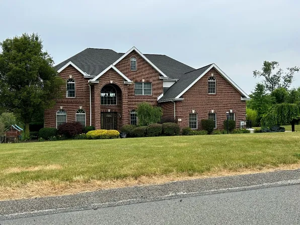 111 Golden Eagle Dr, Venetia, PA 15367