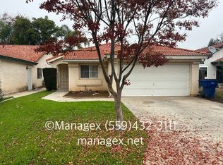 5614 W Vartikian Ave, Fresno, CA 93722