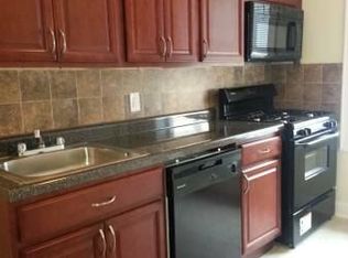 164 Summit Ave, Jersey City, NJ 07304
