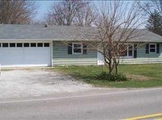 1672 S Country Club Rd, Warsaw, IN 46580