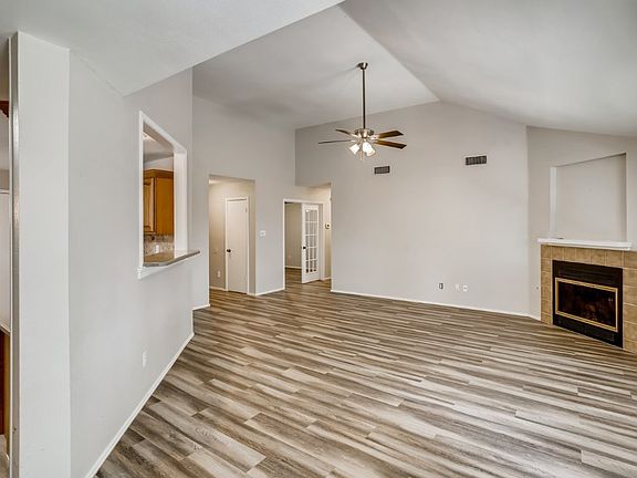 3rd image of 607 Battlecreek Ln #607