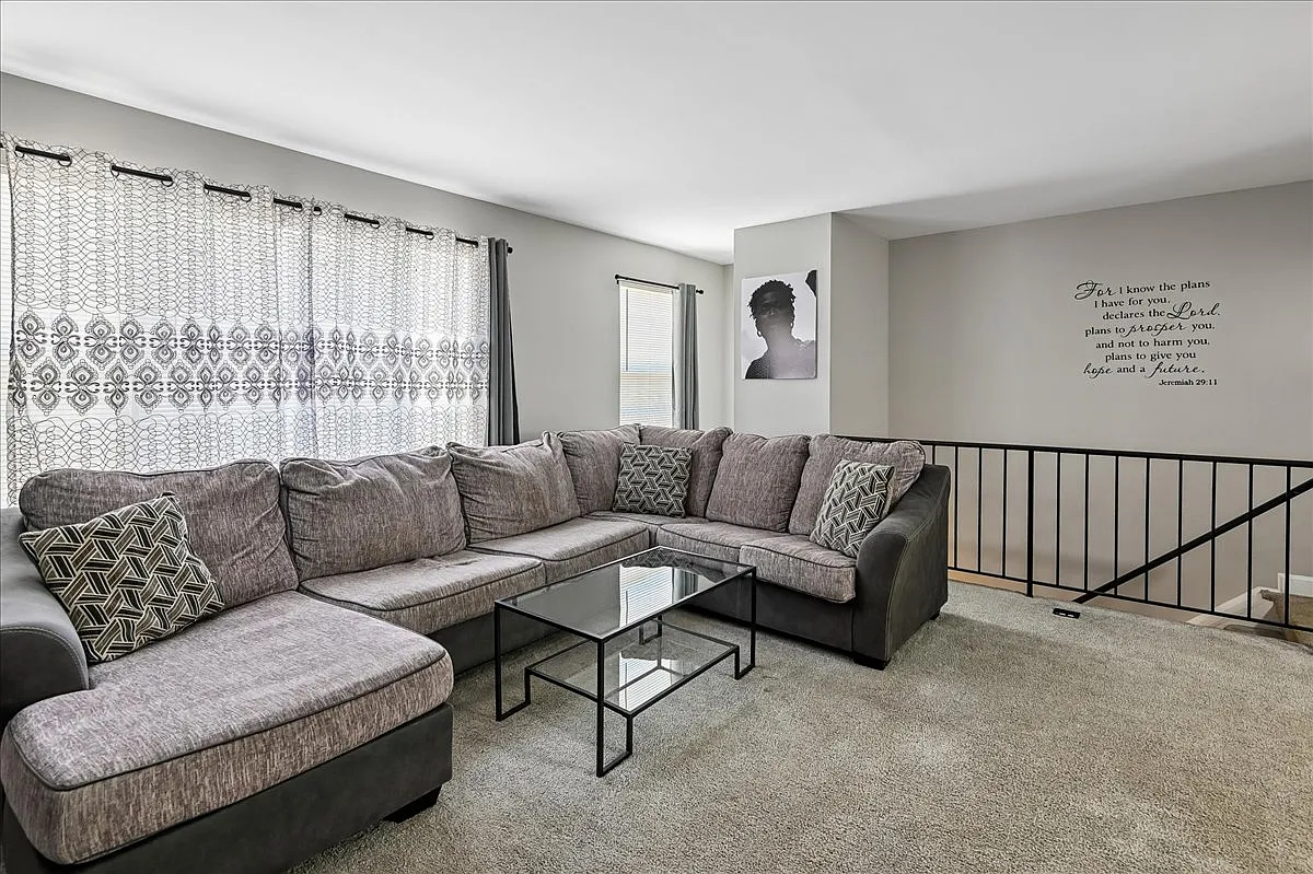 2 bed, 2.5 bath, 1280 sqft, $2,900 — Photo 4