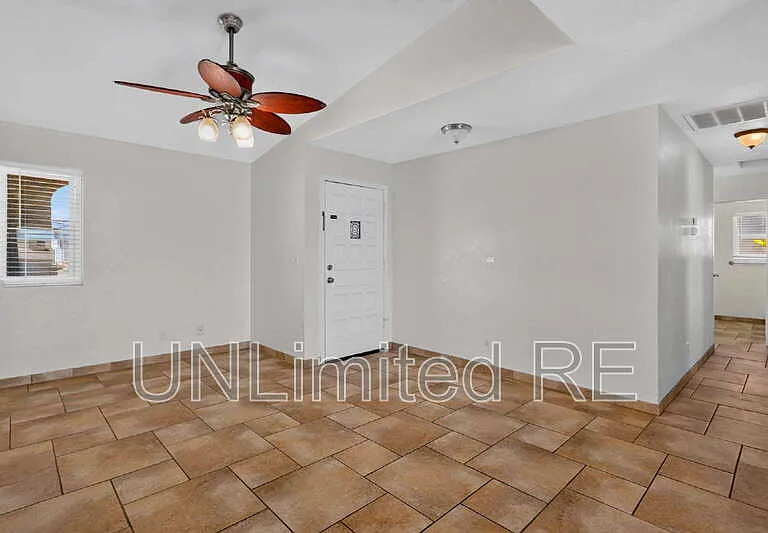 2250 Atlantic Dr — Photo 31