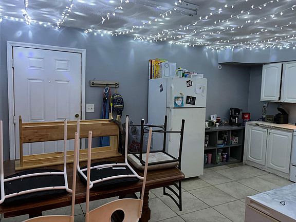 3rd image of 53 Bluff Lake Rd #1