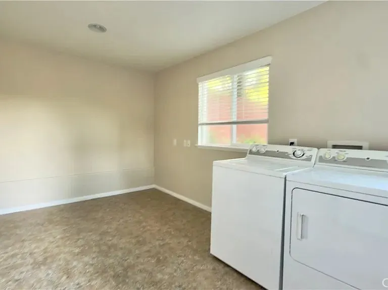 143 Esperanza Ave — Photo 27