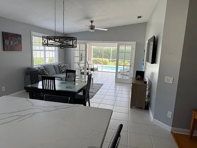2 bed, 1680 sqft, $5,500 — Photo 2