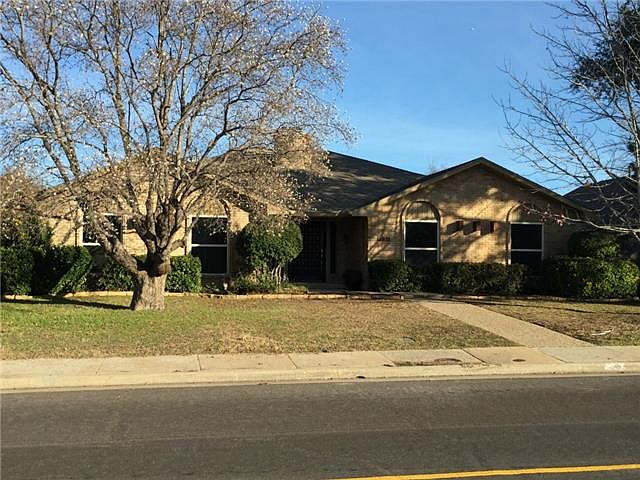 1st image of 6821 Clearhaven Dr
