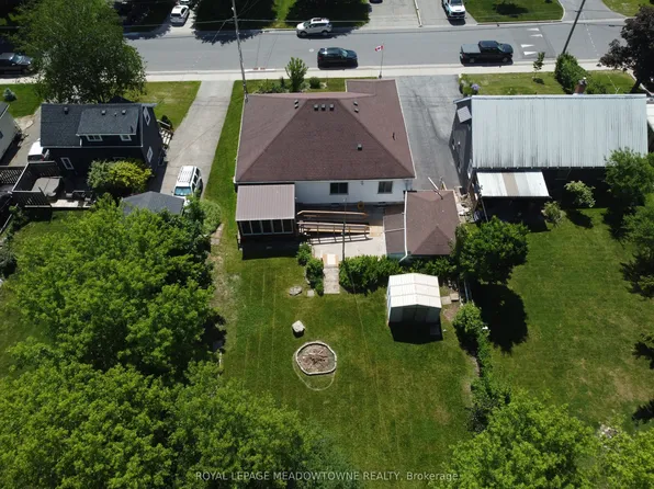 43 Cobblehill Rd, Halton Hills, ON L7J 1P1