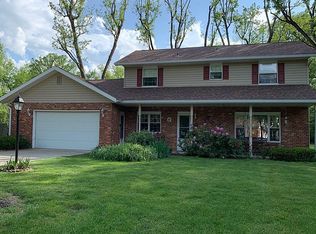 9117 W Red Bud Ln, Muncie, IN 47304
