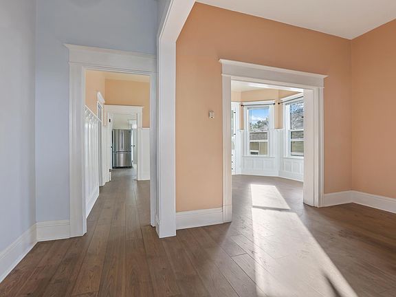 3rd image of 422 South St