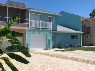 14 Colonial Dr, Cocoa Beach, FL 32931