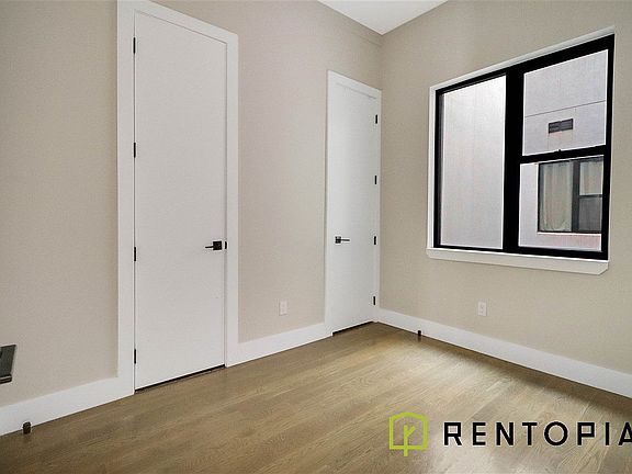 4th image of 90 Manhattan Ave #2A