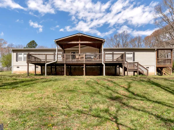 701 Hollywood Church Rd, Clarkesville, GA 30523