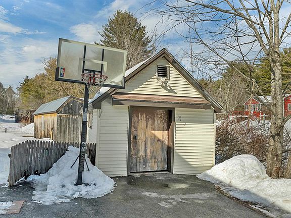 5th image of 40 Wentworth Road