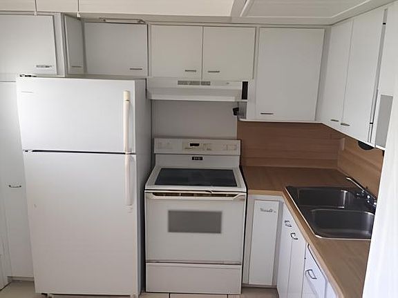3rd image of 2820 NE 201st Ter Unit 322