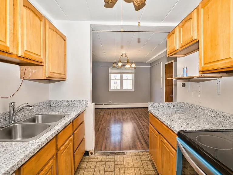 6161 N Hoyne Ave #214 — Photo 6