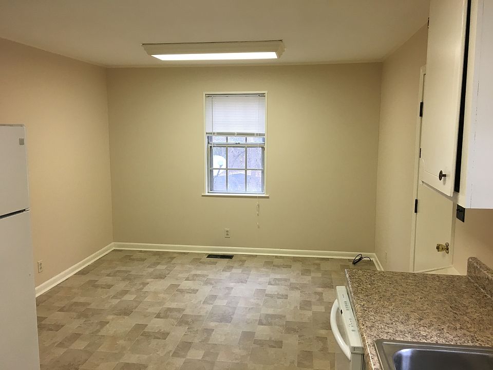 1684 Rex Lake Rd, Leeds, AL 35094 Zillow