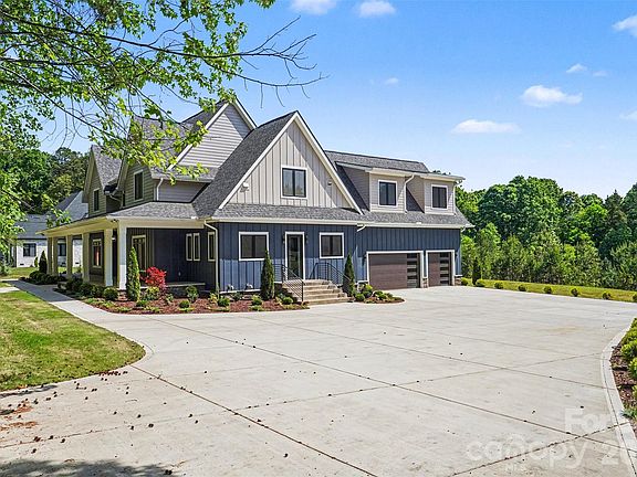 5th image of 8941 Blair Rd